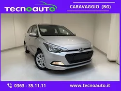 Argento Usata 2017 Hyundai i20 Trend Due volumi | 12.700 € (Molto cara)