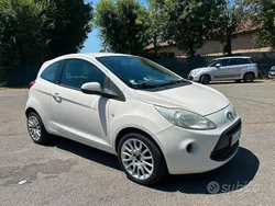 Bianco Usata 2009 Ford Ka Titanium Due volumi | 2950 € (Buon prezzo)