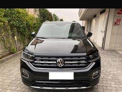 Nero Usata 2019 VW T-Cross R-line SUV | 18.000 € (Molto cara)