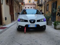 Bianco Usata 2008 Seat Ibiza Due volumi | 3300 € (Buon prezzo)