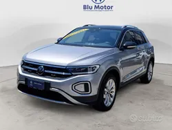 Pyrit silver metallizzato nero Usata 2022 VW T-Roc Style SUV | 26.500 € (Cara)
