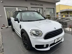 Bianco Usata 2018 Mini Cooper D Countryman Hype SUV | 21.999 € (Buon prezzo)