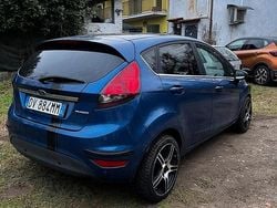 Blu Usata 2009 Ford Fiesta Tre volumi | 3000 € (Buon prezzo)