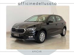 Nero Usata 2022 Skoda Fabia Ambition Due volumi | 13.590 € (Buon prezzo)