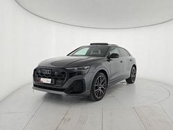 Grigio daytona perla Usata 2025 Audi Q8 S-Line SUV | 81.900 € (Molto cara)