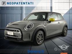 Moonwalk grey metallic Usata 2021 Mini Cooper SE Classic Due volumi | 16.300 € (Buon prezzo)