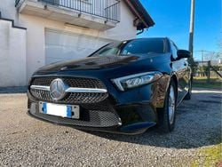Nero Usata 2019 Mercedes A180 Business Tre volumi | 15.000 € (Buon prezzo)