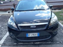 Nero Usata 2010 Ford Focus Station wagon | 3500 € (Buon prezzo)