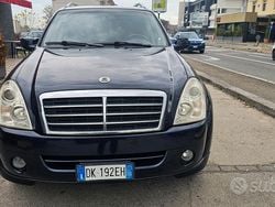 Blau Gebraucht 2008 Ssangyong (KGM) Rexton II SUV | 3600 €