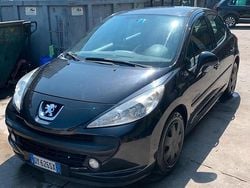 Nero Usata 2009 Peugeot 207 Due volumi | 2500 € (Buon prezzo)