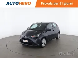 Nero Usata 2019 Toyota Aygo X-play Due volumi | 11.699 € (Buon prezzo)