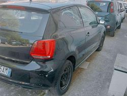Nero Usata 2010 VW Polo Trendline Tre volumi | 1200 € (Ottimo prezzo)