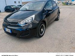 Nero Usata 2013 Kia Rio Active Tre volumi | 4500 € (Ottimo prezzo)