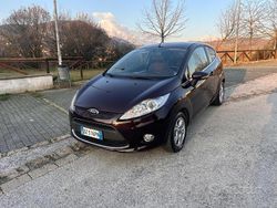 Usata 2009 Ford Fiesta Coupé | 3200 € (Buon prezzo)