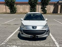 Bianco Usata 2010 Peugeot 207 Due volumi | 2000 € (Buon prezzo)