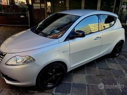 Grigio Usata 2012 Lancia Ypsilon Due volumi | 4900 €