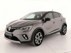 Grigio Usata 2022 Renault Captur Intens SUV | 18.900 € (Buon prezzo)
