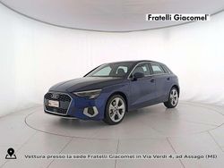 Blu navarra metallizzato Usata 2024 Audi A3 Advanced Plus Tre volumi | 35.500 € (Molto cara)