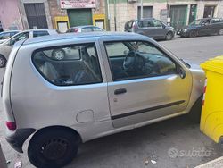 Grigio Usata 2008 Fiat 600 Due volumi | 1200 € (Super prezzo)