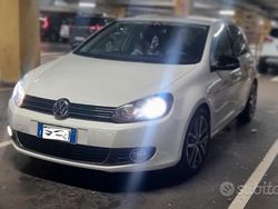 Bianco Usata 2011 VW Golf VI Highline Due volumi | 5800 € (Buon prezzo)