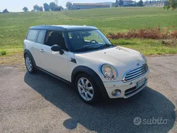 Usata 2009 Mini Cooper D Clubman Chili Station wagon | 5490 € (Molto cara)