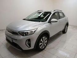 Argento Usata 2022 Kia Stonic Urban SUV | 14.490 € (Buon prezzo)