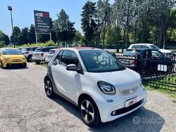 Bianco Usata 2016 Smart ForTwo Cabrio Passion Cabrio | 13.500 € (Cara)