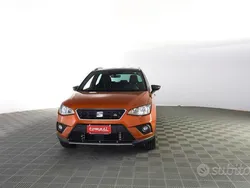 Arancione fiamma con tetto nero midnight Usata 2018 Seat Arona FR SUV | 13.990 € (Buon prezzo)
