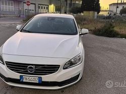 Bianco Usata 2017 Volvo S60 Tre volumi | 9500 €