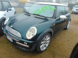 Verde Usata 2003 Mini Cooper Due volumi | 2900 €