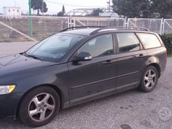 Grigio Usata 2010 Volvo V50 Station wagon | 1200 € (Buon prezzo)