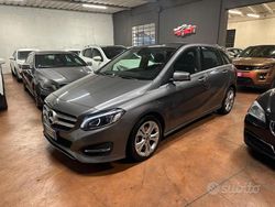 Grigio Usata 2017 Mercedes B180 Monovolume | 14.500 € (Buon prezzo)