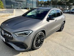 Grigio Usata 2022 Mercedes GLA200 Premium SUV | 35.900 € (Cara)