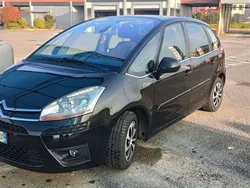 Usata 2010 Citroën C4 Picasso Style Monovolume | 4000 € (Cara)