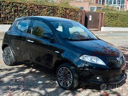 Nero Usata 2023 Lancia Ypsilon Gold Due volumi | 12.500 € (Buon prezzo)