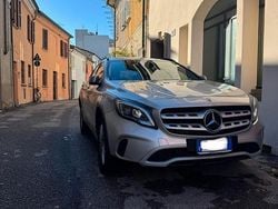Grigio Usata 2017 Mercedes GLA200 SUV | 16.000 € (Ottimo prezzo)