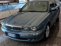 Grigio Usata 2004 Jaguar X-type Tre volumi | 4999 €