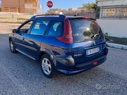 Blu Usata 2005 Peugeot 206 Due volumi | 990 € (Buon prezzo)