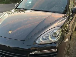 Usata 2013 Porsche Cayenne Platinum Edition SUV | 21.900 € (Ottimo prezzo)