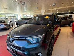 Grigio Usata 2018 Toyota RAV4 Hybrid Lounge SUV | 16.900 € (Buon prezzo)