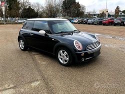 Nero Usata 2004 Mini Cooper Due volumi | 2900 € (Buon prezzo)
