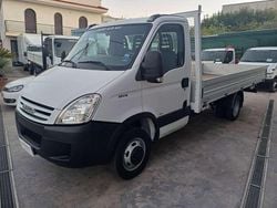 Bianco Usata 2009 Iveco 35.12 Furgone | 14.800 € (Super prezzo)