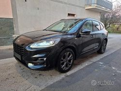 Nero Usata 2022 Ford Kuga ST-Line SUV | 17.800 € (Buon prezzo)