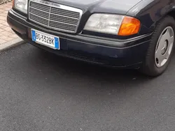 Usata 1994 Mercedes C180 Tre volumi | 3500 €