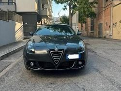 Grigio Usata 2015 Alfa Romeo Giulietta Due volumi | 9500 € (Buon prezzo)