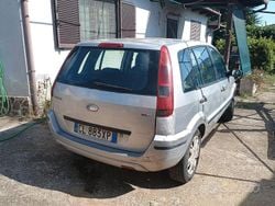 Usata 2004 Ford Fusion Due volumi | 280 € (Ottimo prezzo)
