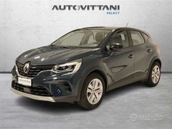 Blu scuro Usata 2022 Renault Captur Equilibre SUV | 14.500 € (Ottimo prezzo)