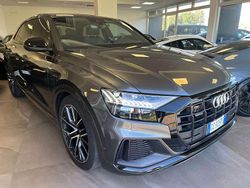 Grigio daytona met. Usata 2020 Audi Q8 S-Line SUV | 56.990 € (Buon prezzo)