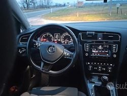 Grigio Usata 2015 VW Golf VII Tre volumi | 10.000 € (Buon prezzo)