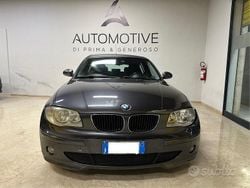 Grigio Usata 2005 BMW 118 Due volumi | 3990 € (Molto cara)